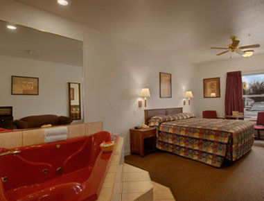 Super 8 By Wyndham St. Louis Airport Hotel Woodson Terrace Exterior photo