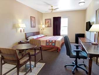 Super 8 By Wyndham St. Louis Airport Hotel Woodson Terrace Room photo